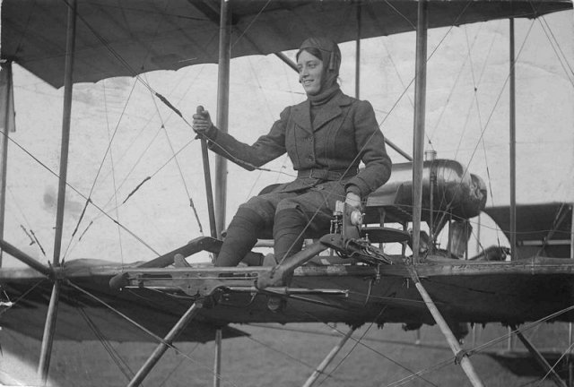 baroness mabel schenck 0368-0002